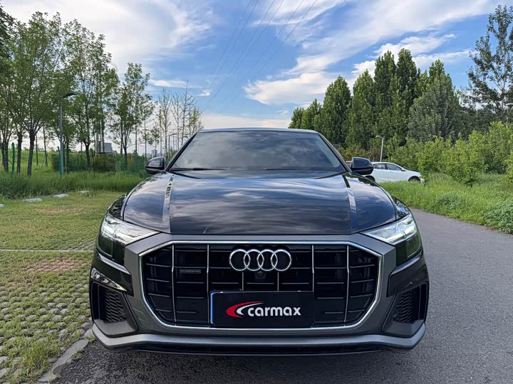 Audi Q8, 2022 — купить в Орле под ключ