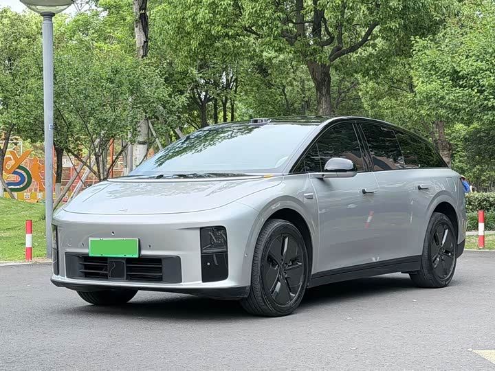 LiXiang i6, 2025 — купить в Санкт-Петербурге под ключ