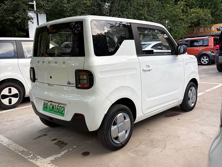 Geely Galaxy Panda Mini, 2026 — фото 8 из 9