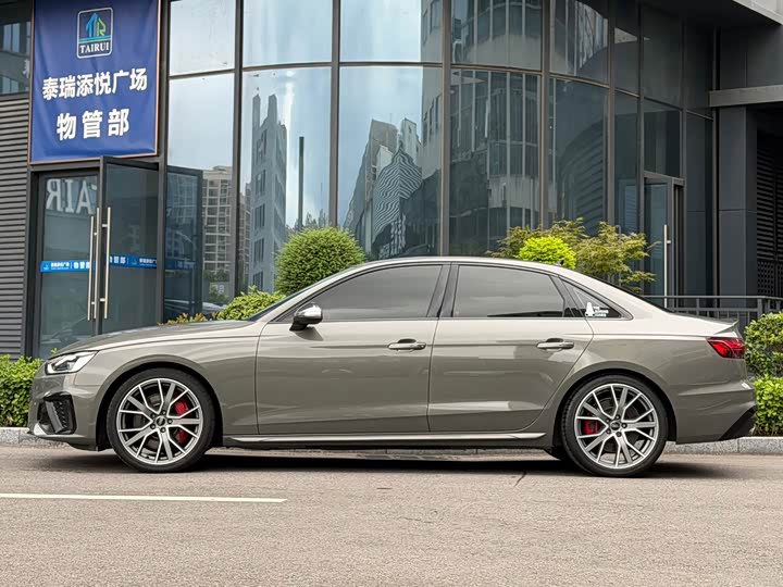 Audi S4, 2023 — фото 5 из 9