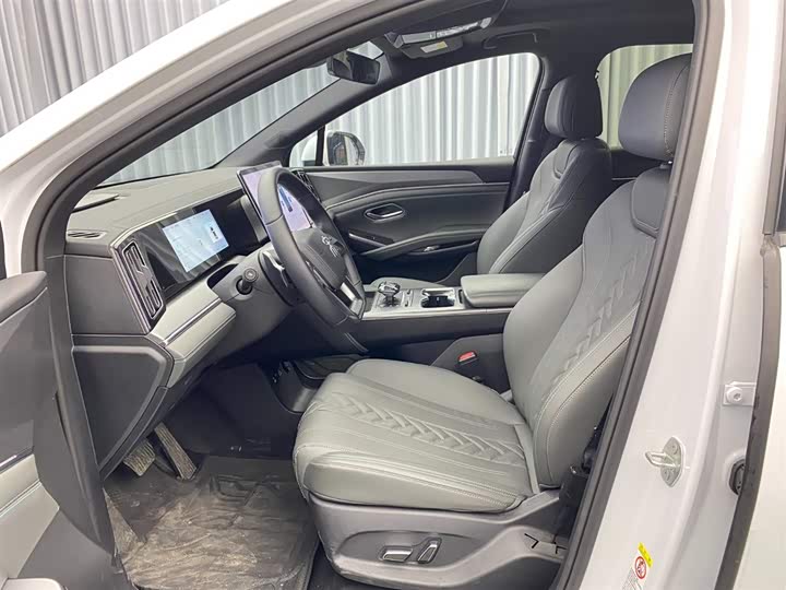 BYD Song L DM-i Hybrid, 2024 — фото 7 из 9