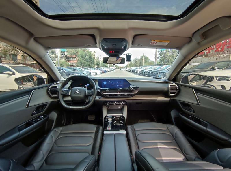 Citroen C5 X, 2023 — фото 7 из 12