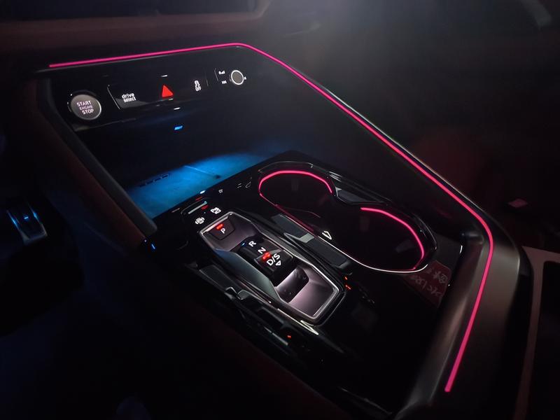 Audi Q5L, 2025 — фото 10 из 12