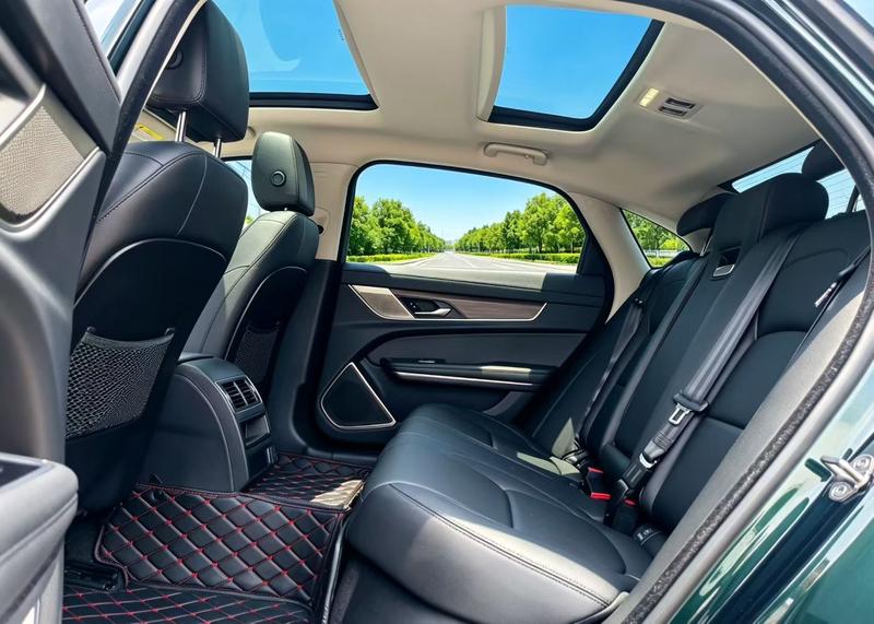 Jaguar XF L, 2023 — фото 10 из 12