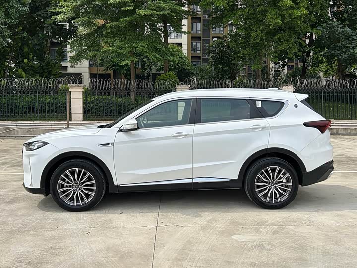 Jetour X70 Plus, 2024 — фото 3 из 9
