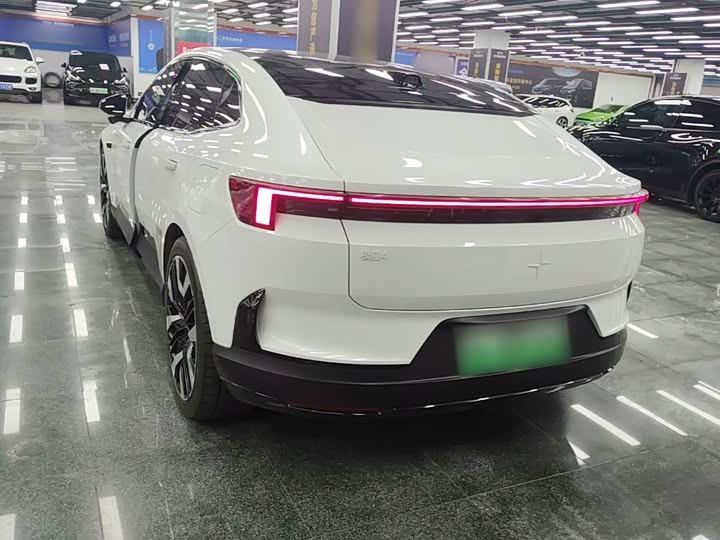Polestar 4, 2025 — фото 5 из 9