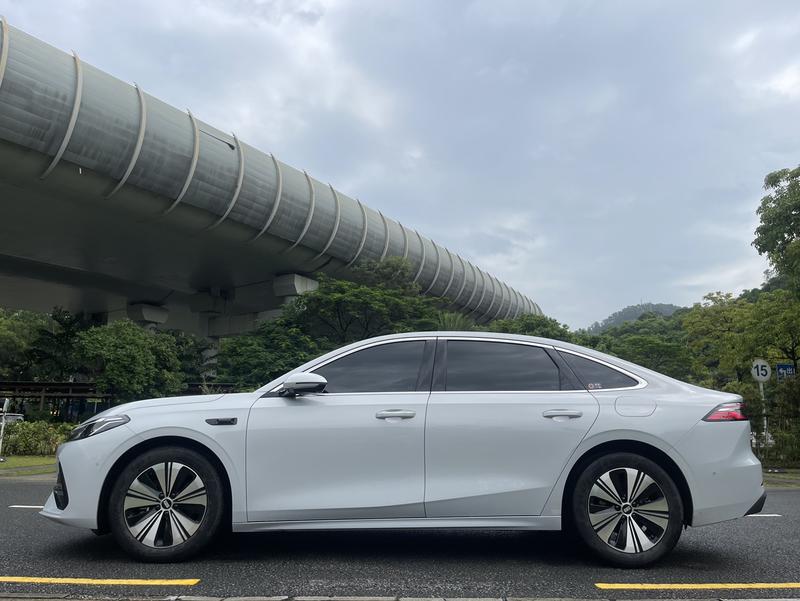 Geely Galaxy A7, 2025 — фото 4 из 12