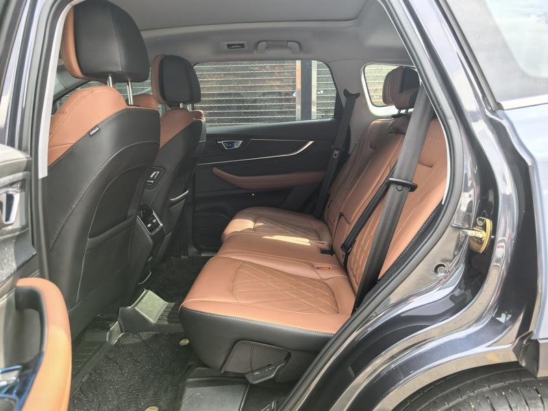 Chery Tiggo 8 Plus, 2022 — фото 11 из 12