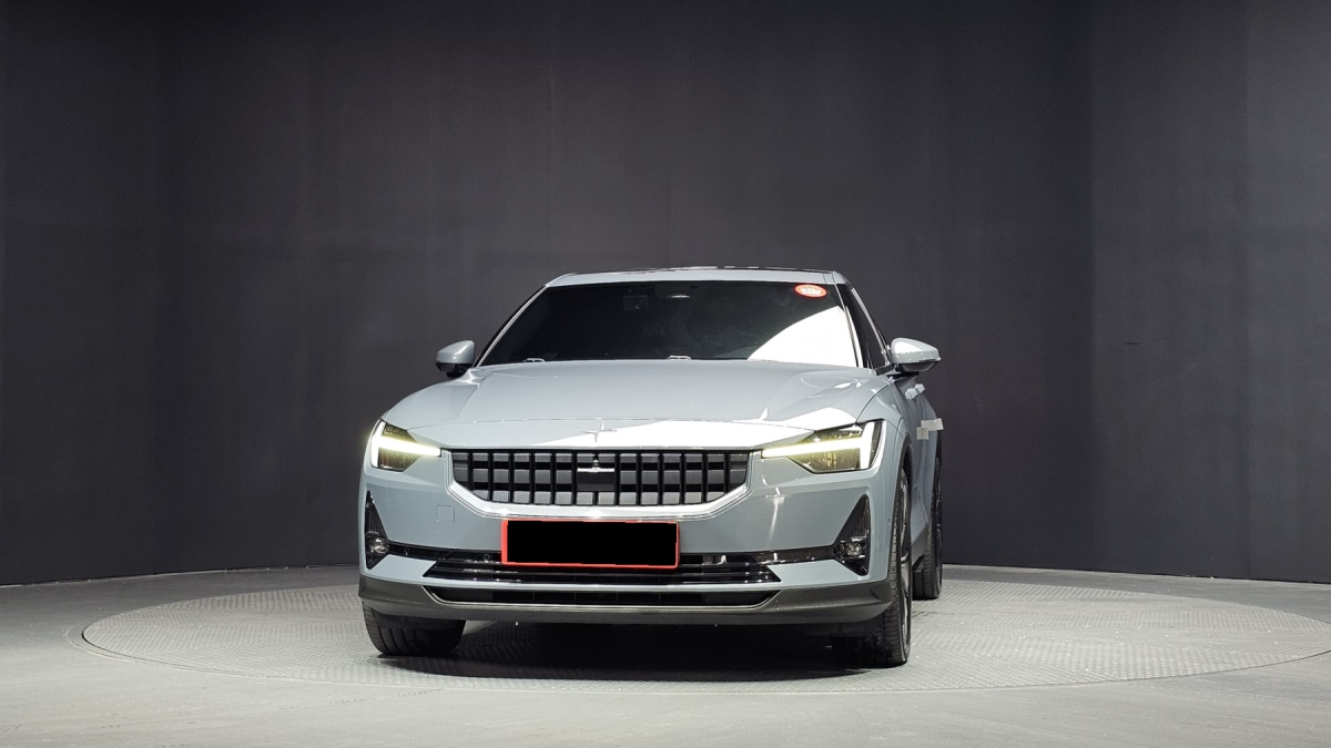 Polestar 2, 2022 — фото 3 из 12