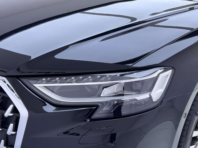 Audi A8, 2023 — фото 9 из 12
