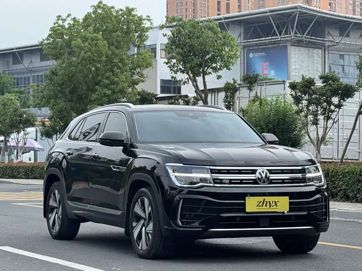 Volkswagen Teramont X, 2023 — фото 3 из 9