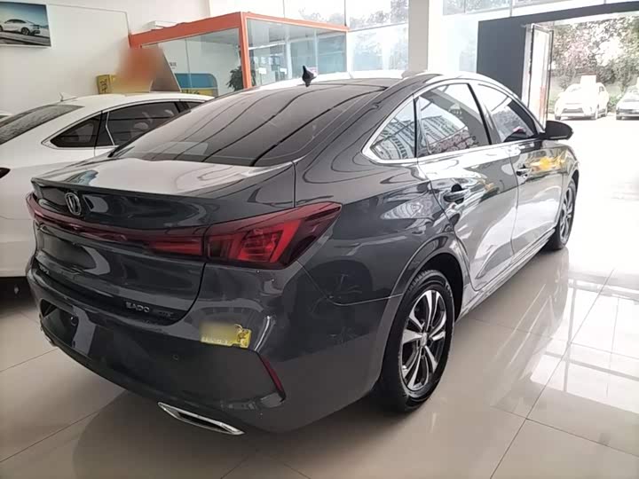 Changan Eado Plus, 2025 — фото 7 из 9