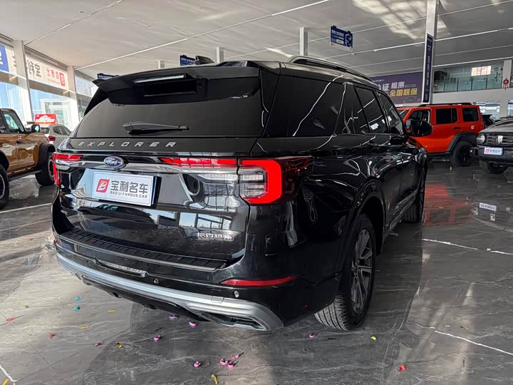 Ford Explorer, 2025 — фото 9 из 12