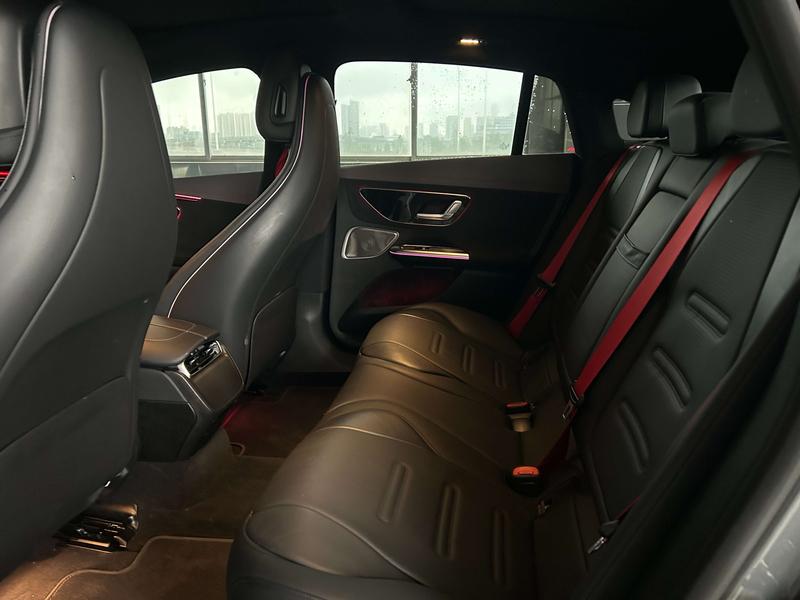 Mercedes-Benz EQE AMG, 2023 — фото 9 из 10