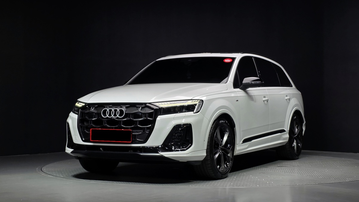 Audi Q7, 2025 — купить в Москве под ключ