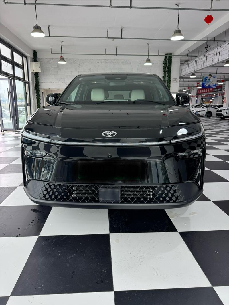 Toyota bZ3X, 2025 — фото 2 из 11