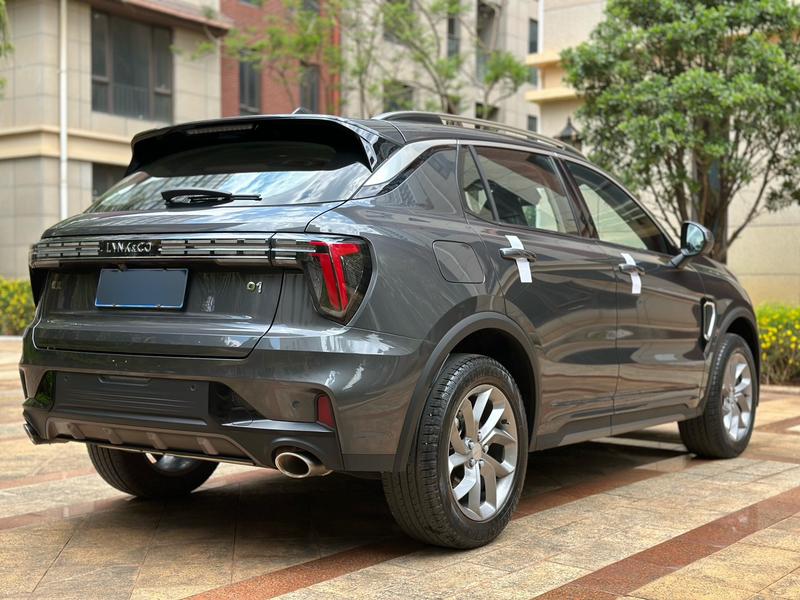 Lynk & Co 01, 2023 — фото 7 из 12
