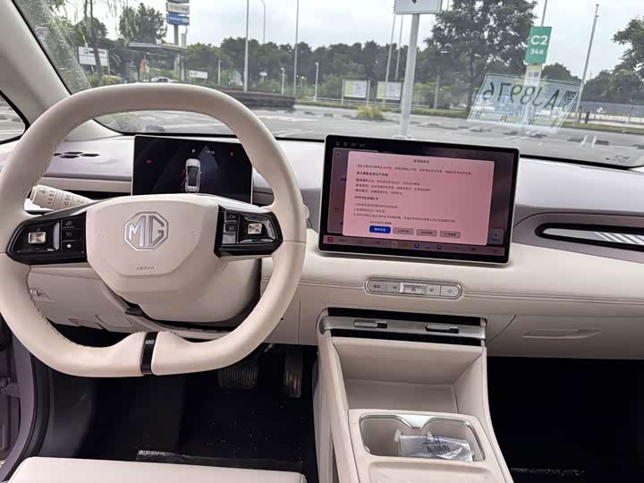 MG Motor 4 EV, 2025 — фото 5 из 9