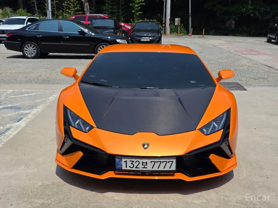 Lamborghini Huracan, 2023 — купить в Орле под ключ