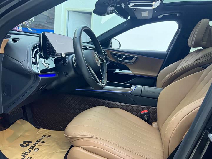 Mercedes-Benz E-Class Hybrid, 2025 — фото 7 из 9