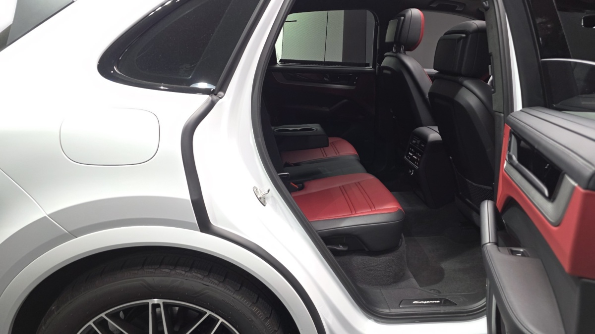 Porsche Cayenne, 2025 — фото 11 из 12