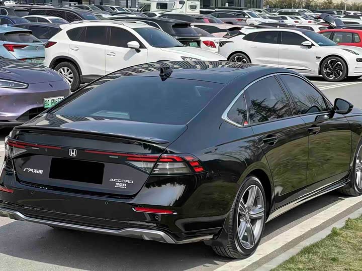Honda Accord, 2023 — фото 8 из 9