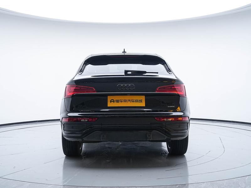Audi Q5L Sportback, 2023 — фото 6 из 12