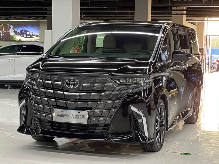 Toyota Alphard, 2025 — купить в Брянске под ключ