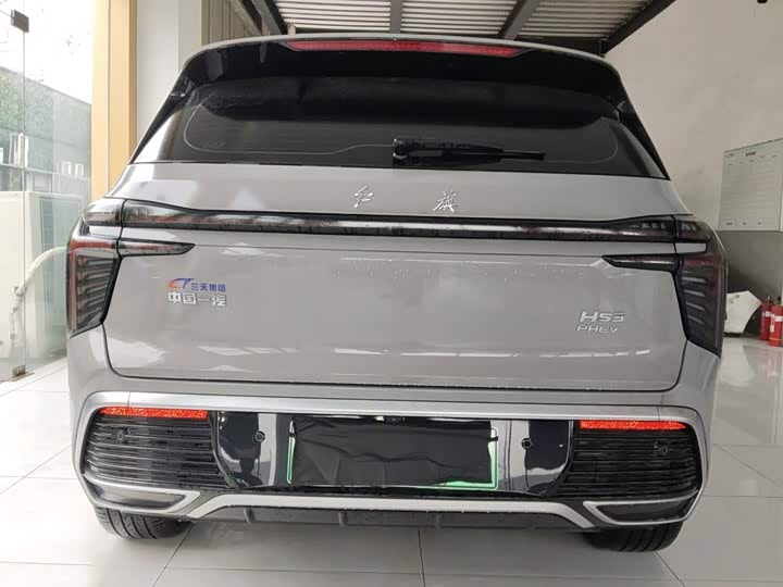 Hongqi HS3 Hybrid, 2025 — фото 4 из 9