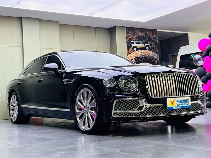 Bentley Flying Spur, 2022 — фото 3 из 9