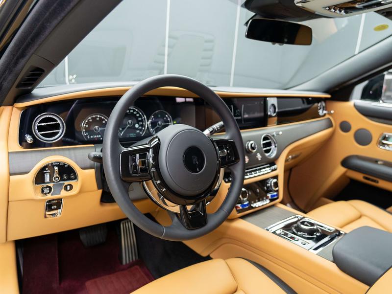 Rolls-Royce Ghost, 2023 — фото 5 из 12