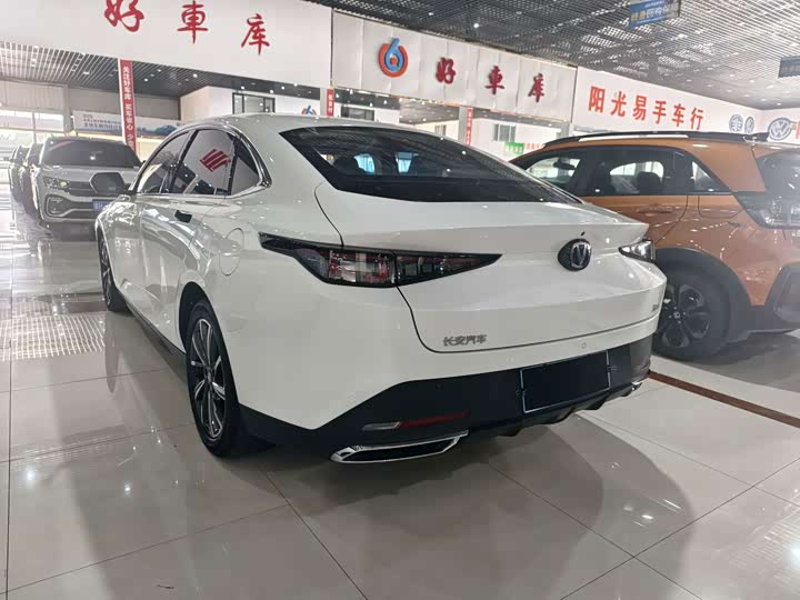 Changan Eado Plus, 2025 — фото 6 из 9
