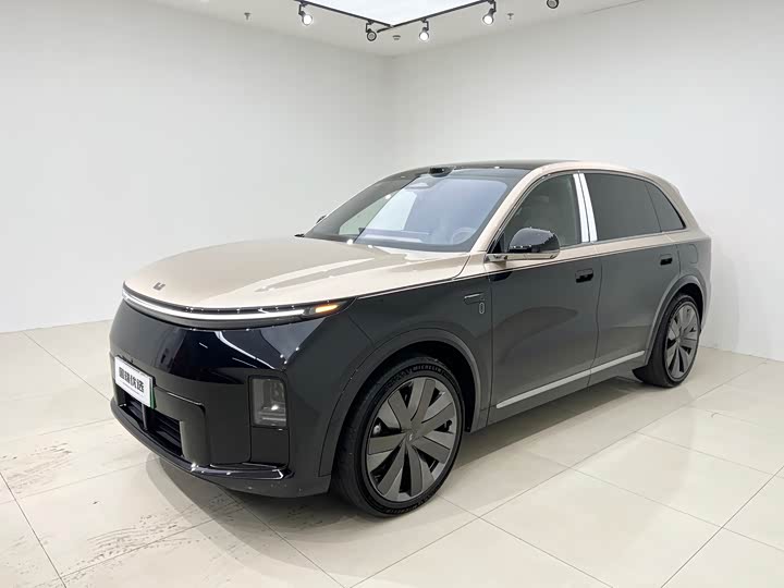 LiXiang L8, 2026 — купить в Казани под ключ