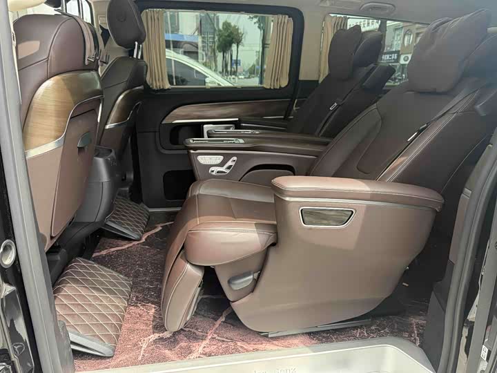 Mercedes-Benz V-Class, 2022 — фото 9 из 9