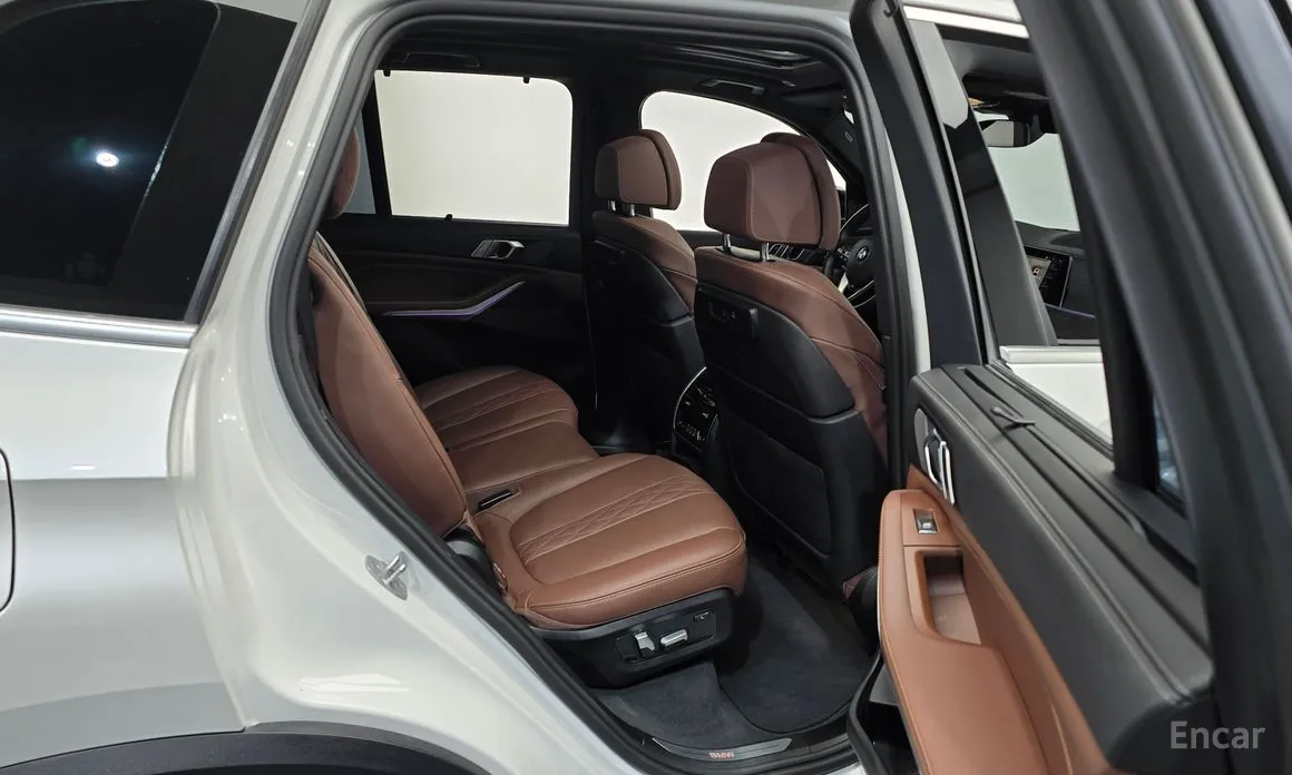 BMW X5, 2023 — фото 12 из 12