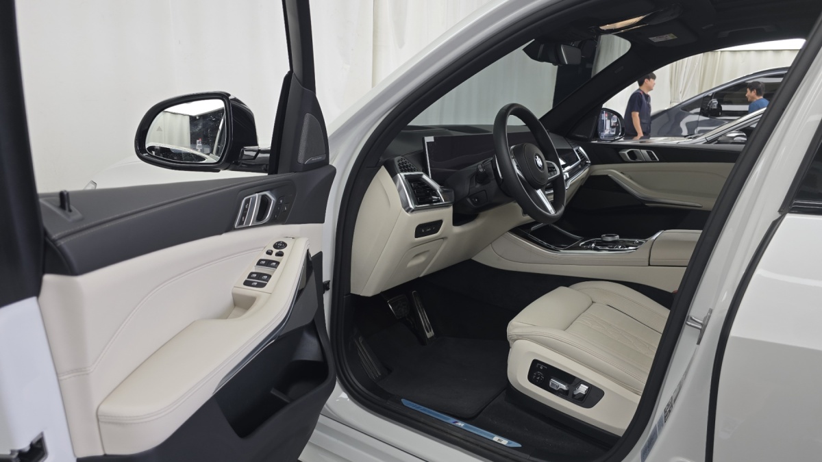 BMW X5, 2025 — фото 9 из 12
