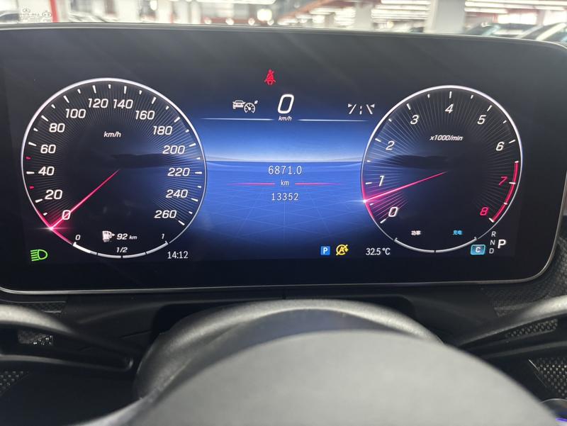 Mercedes-Benz C-Class, 2023 — фото 7 из 11