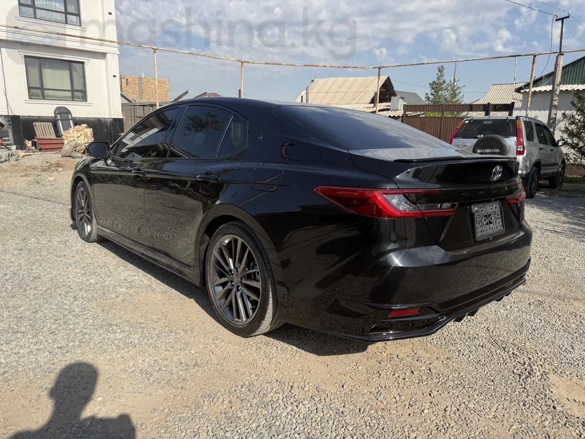 Toyota Camry, 2026 — фото 3 из 12