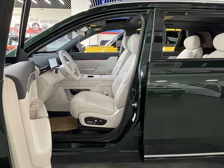 Dongfeng Yipai eπ 008, 2025 — фото 3 из 9