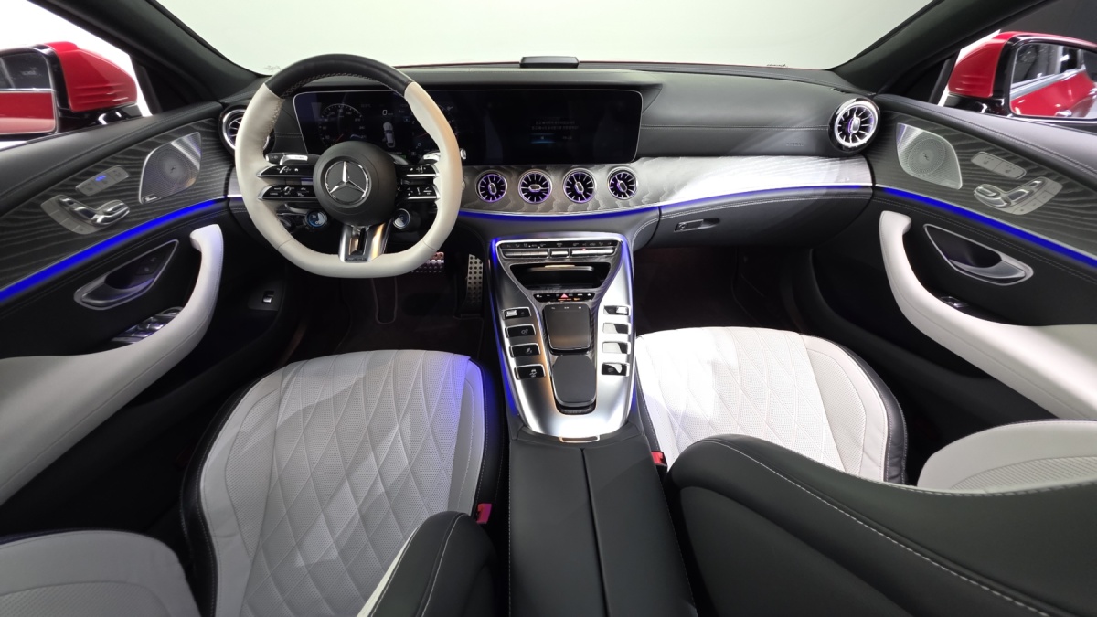Mercedes-Benz AMG GT, 2023 — фото 6 из 12