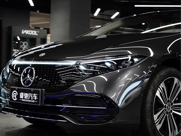 Mercedes-Benz EQS, 2024 — фото 7 из 9