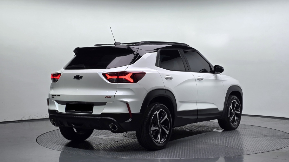 Chevrolet Trailblazer, 2023 — фото 2 из 12