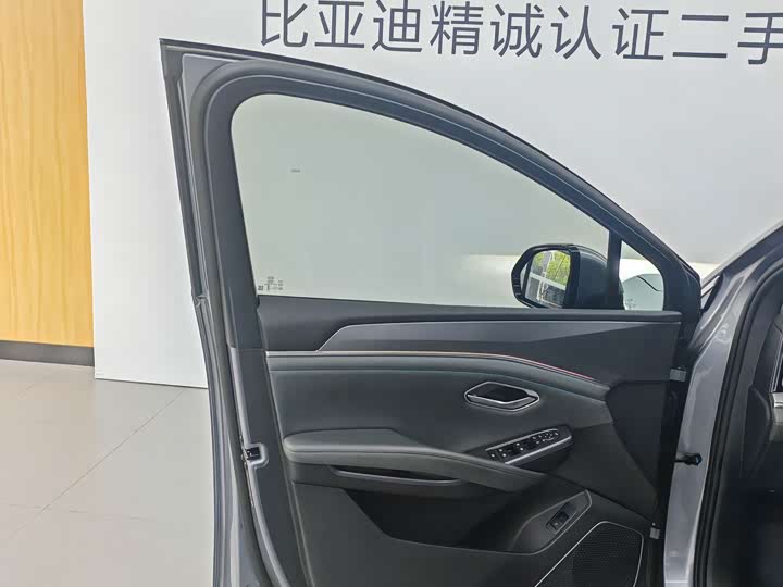BYD Song L DM-i Hybrid, 2024 — фото 9 из 9