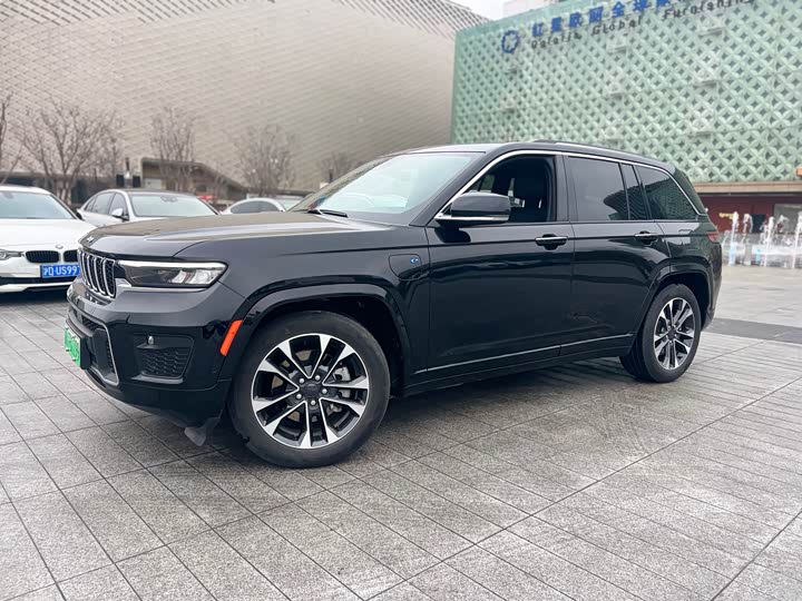 Jeep Grand Cherokee Hybrid, 2025 — купить в Иванове под ключ