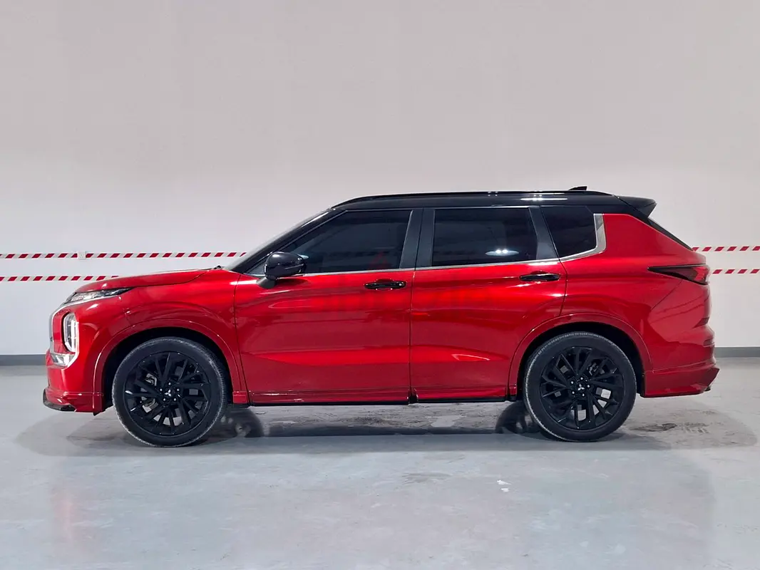 Mitsubishi Outlander, 2024 — фото 5 из 10