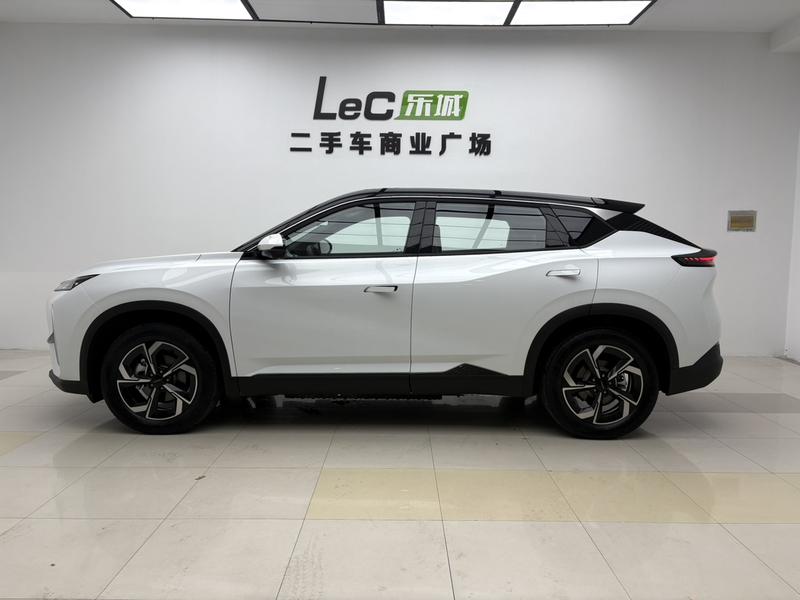 Dongfeng Aeolus L7, 2025 — фото 4 из 12