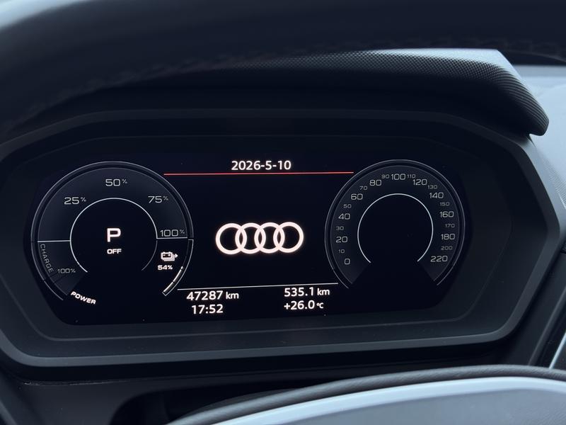 Audi Q5 e-tron, 2022 — фото 10 из 12