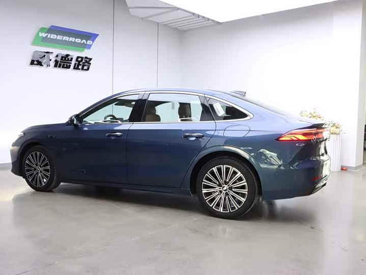 Geely Galaxy A7, 2025 — фото 7 из 9