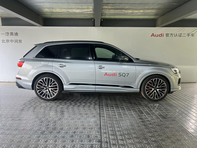 Audi SQ7, 2024 — фото 5 из 12