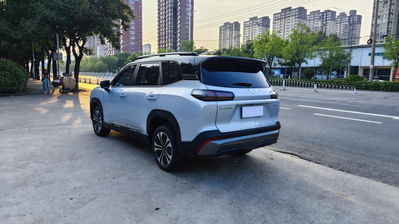 Wuling Starlight 560, 2026 — фото 4 из 10